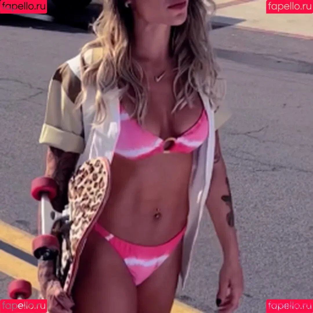 Leticia Bufoni Onlyfans Photo Gallery 