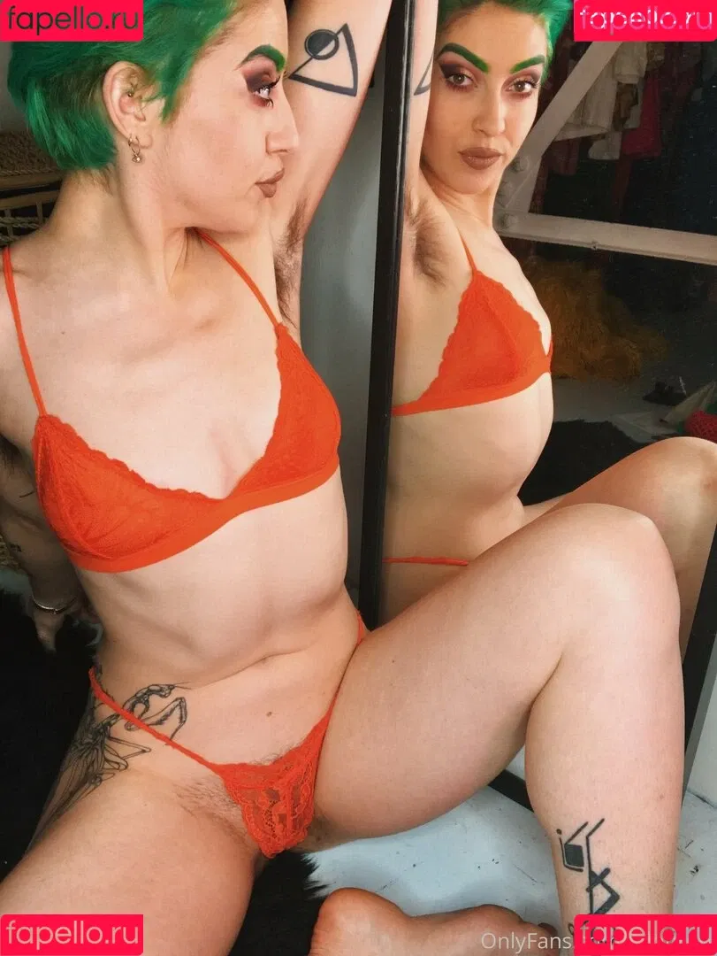 lolobrow Onlyfans Photo Gallery 