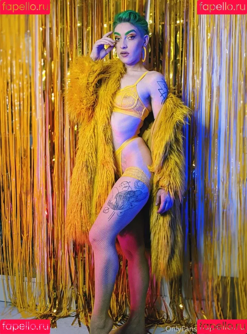 lolobrow Onlyfans Photo Gallery 