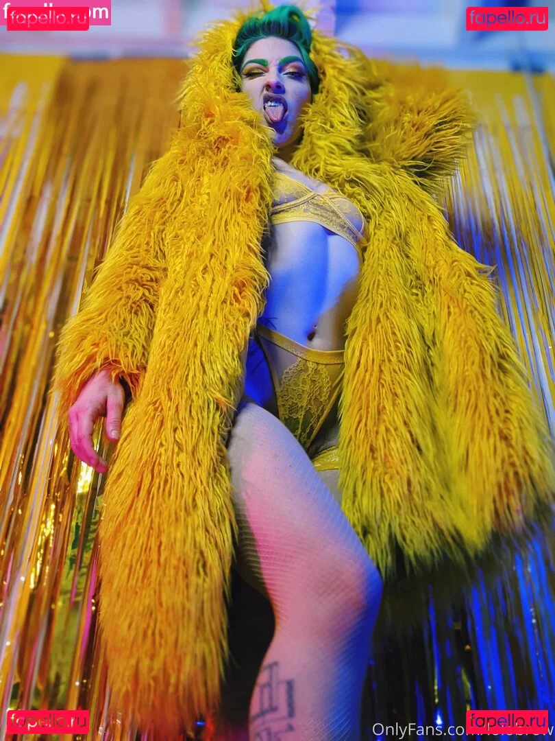 lolobrow Onlyfans Photo Gallery 