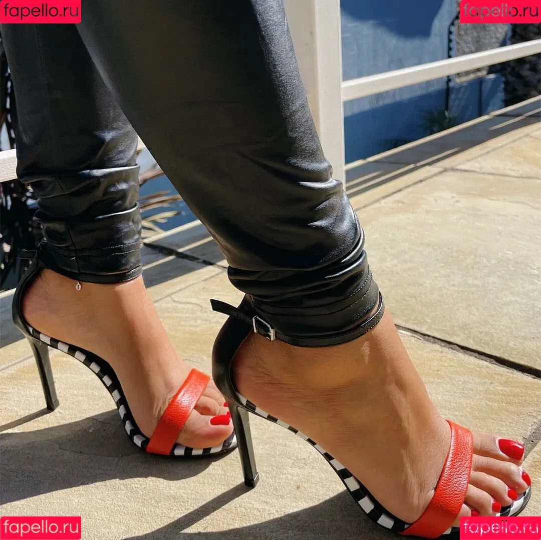 sophiatheminx Onlyfans Photo Gallery 