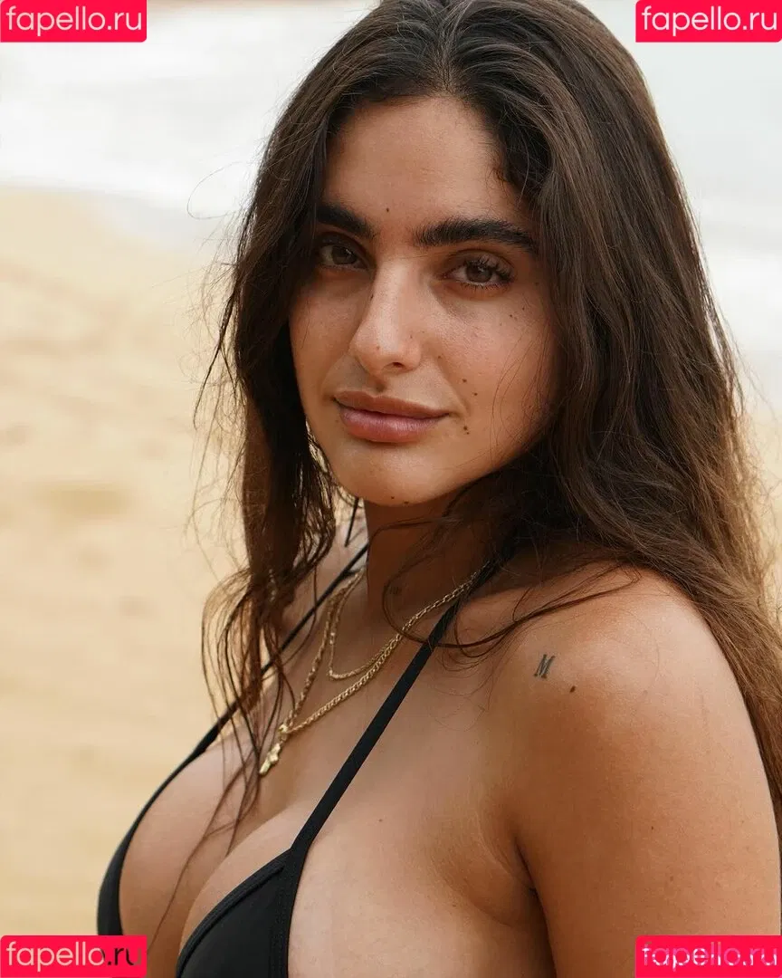 Isabella Ladera Onlyfans Photo Gallery 