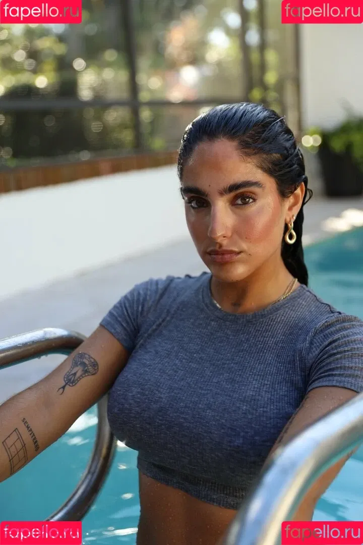 Isabella Ladera Onlyfans Photo Gallery 