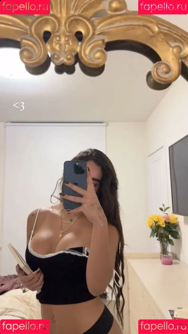 Isabella Ladera Onlyfans Photo Gallery 