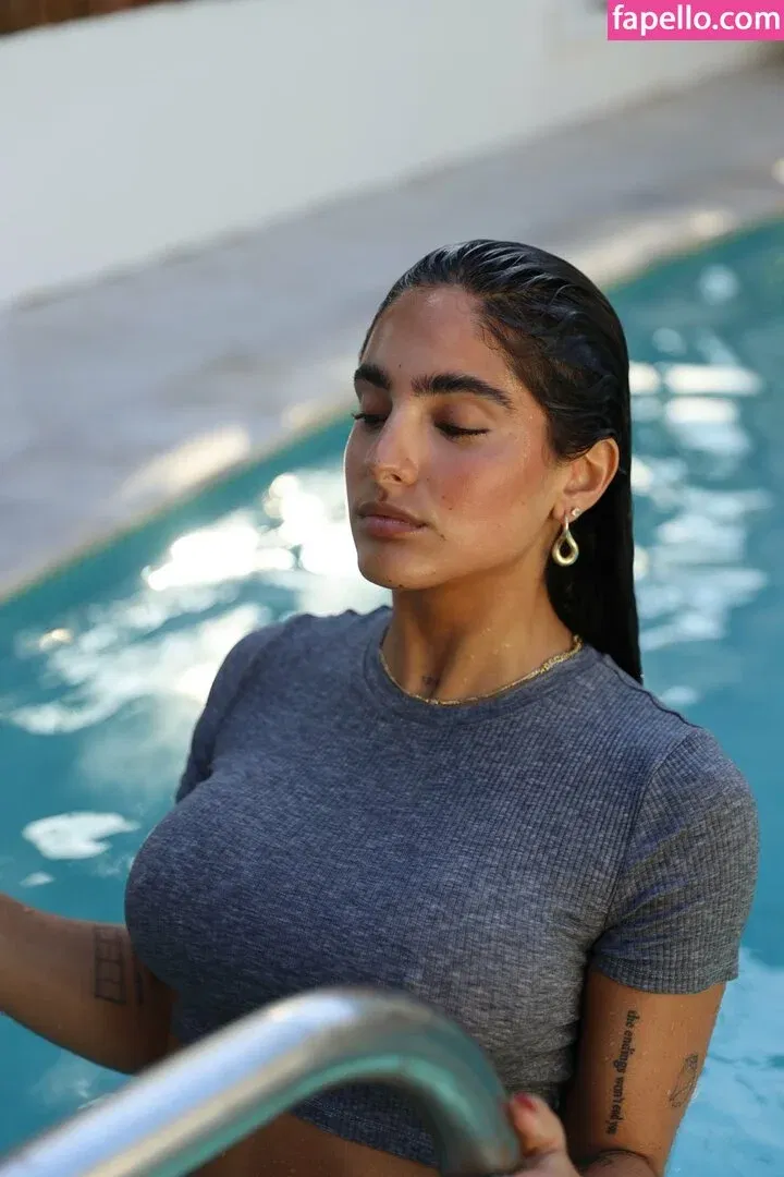 Isabella Ladera Onlyfans Photo Gallery 