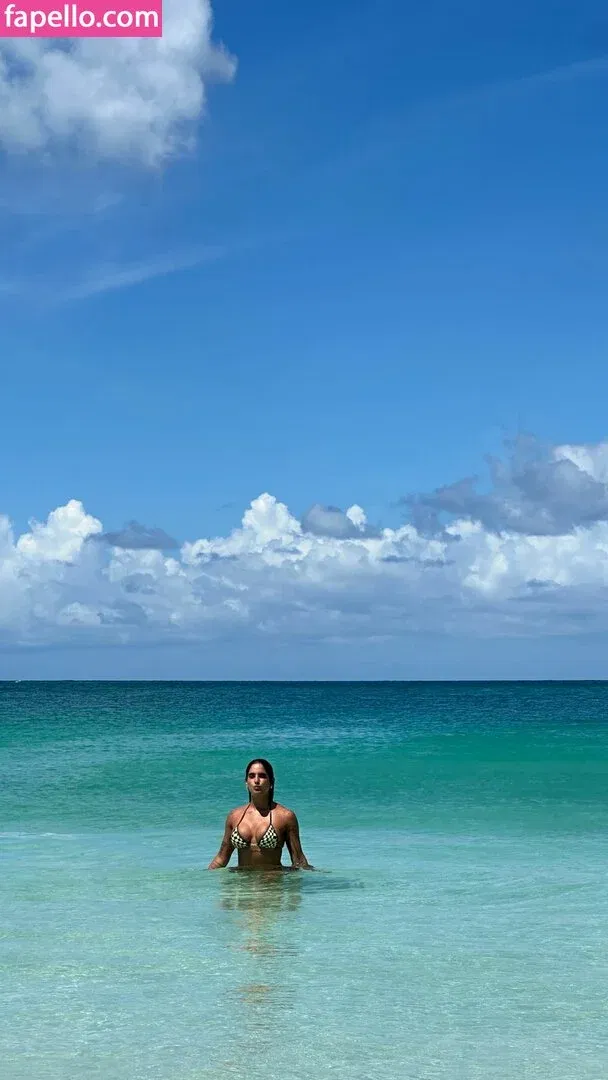 Isabella Ladera Onlyfans Photo Gallery 