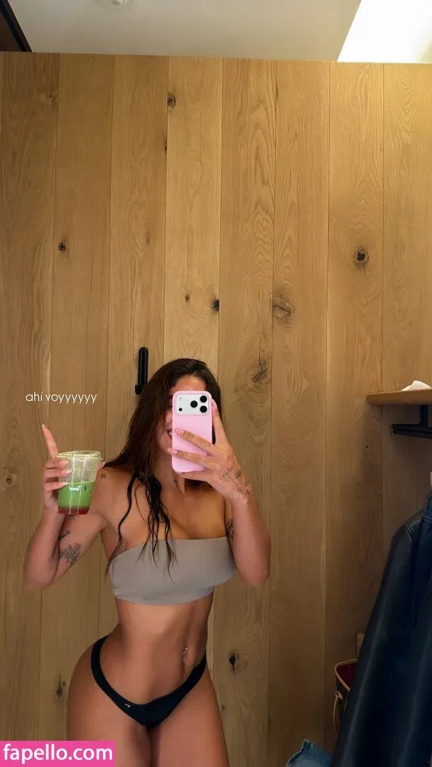 Isabella Ladera Onlyfans Photo Gallery 