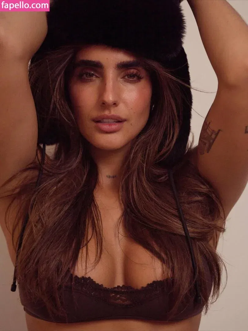 Isabella Ladera Onlyfans Photo Gallery 