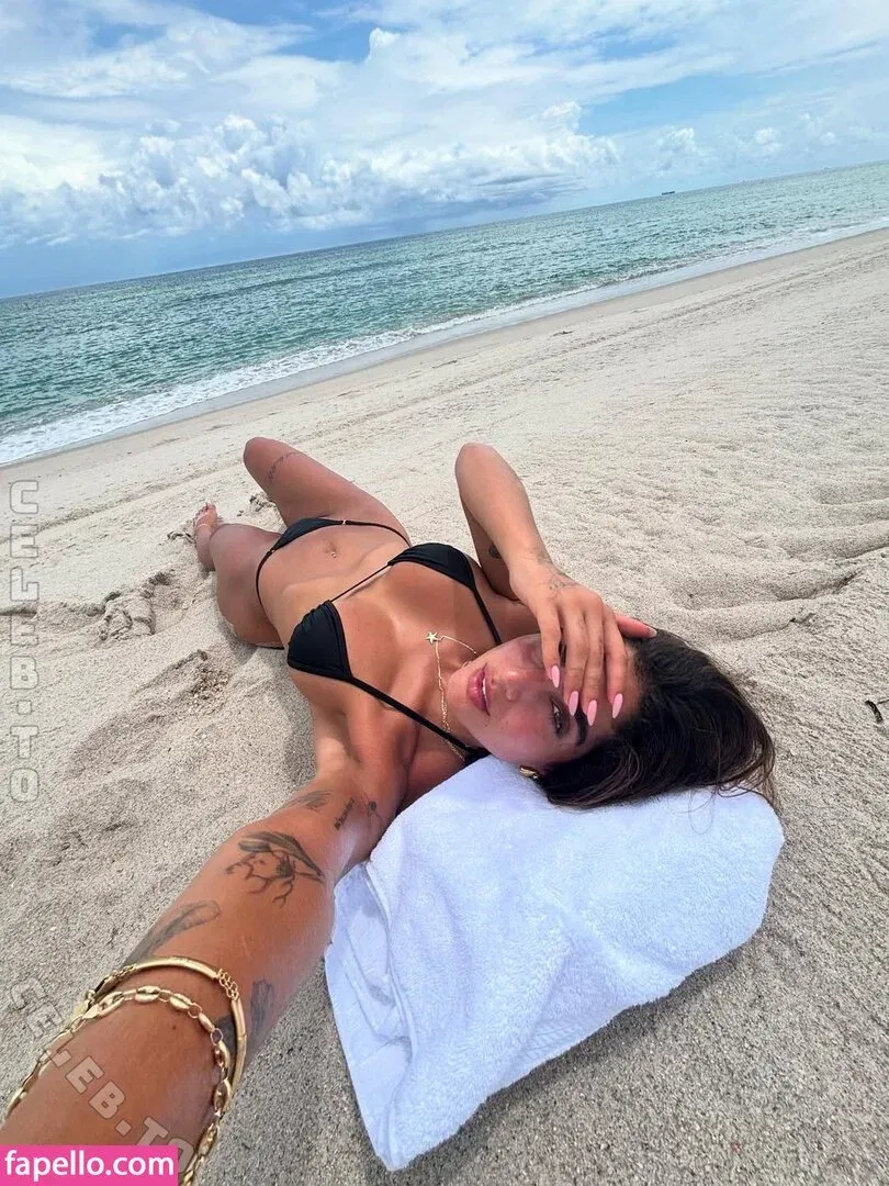 Isabella Ladera Onlyfans Photo Gallery 