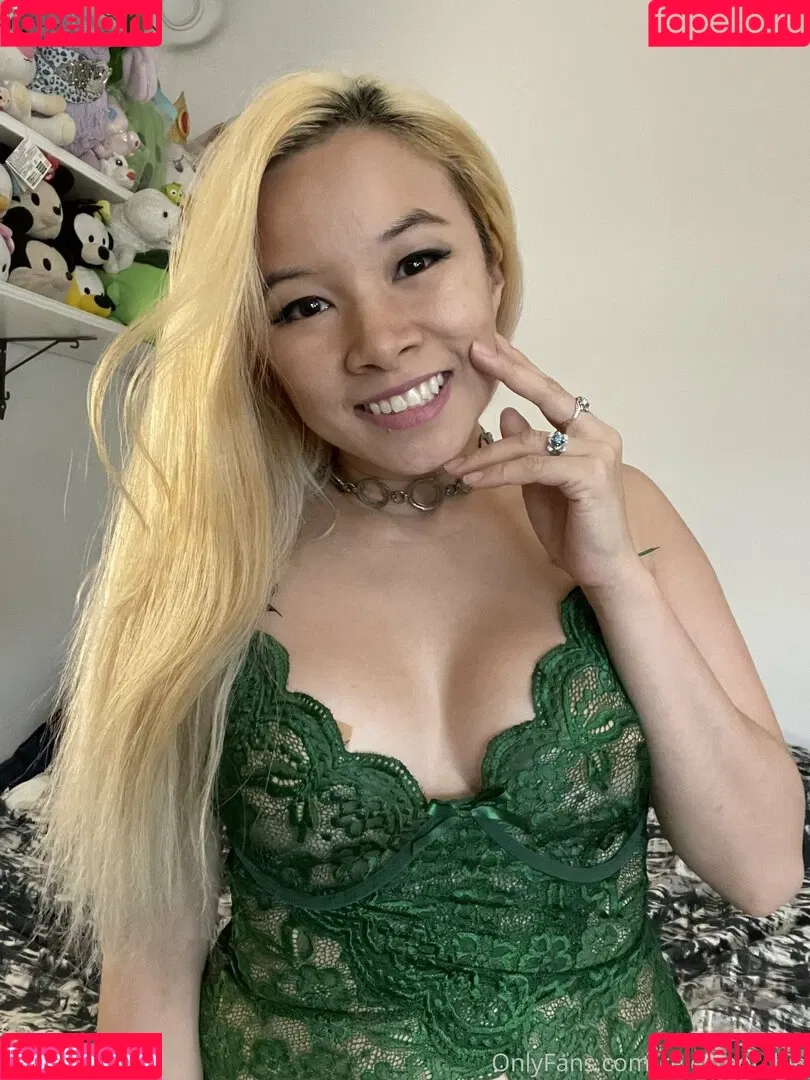 Celeste Orchid Onlyfans Photo Gallery 