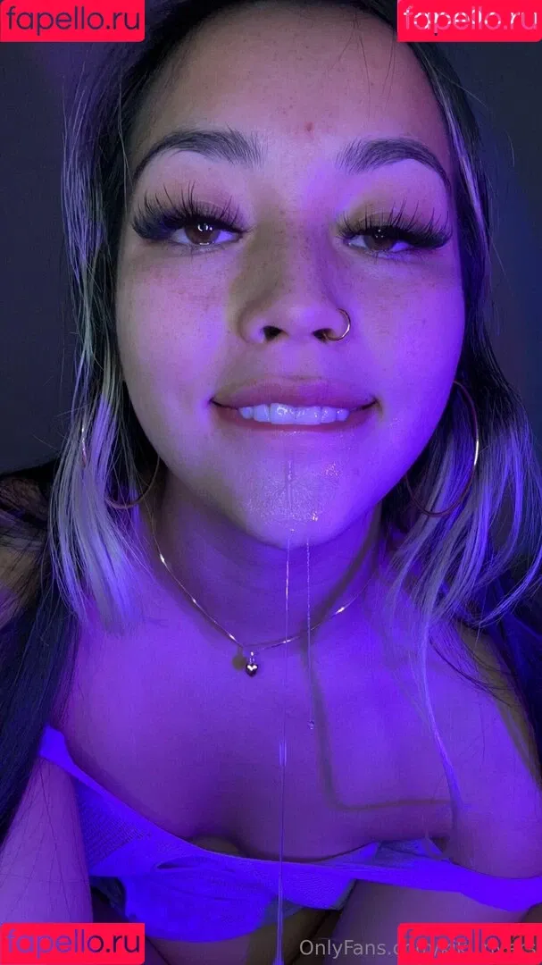 kiki_rivers Onlyfans Photo Gallery 