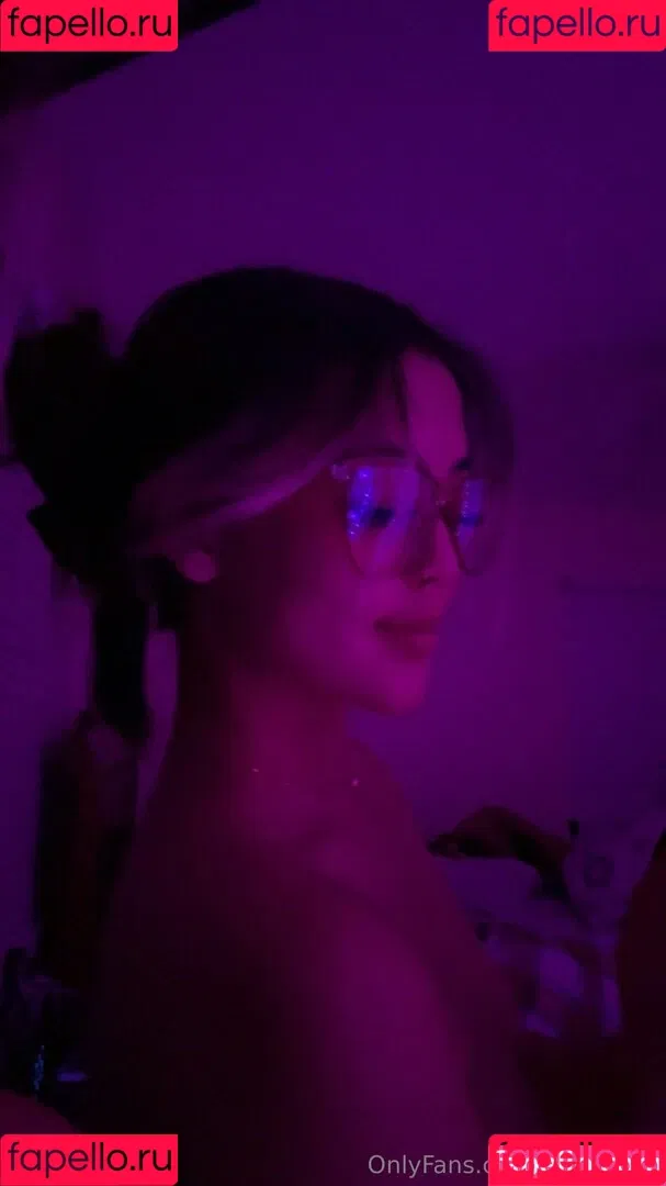 kiki_rivers Onlyfans Photo Gallery 