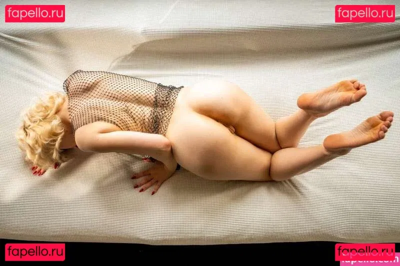 Kristina Vermilion Onlyfans Photo Gallery 