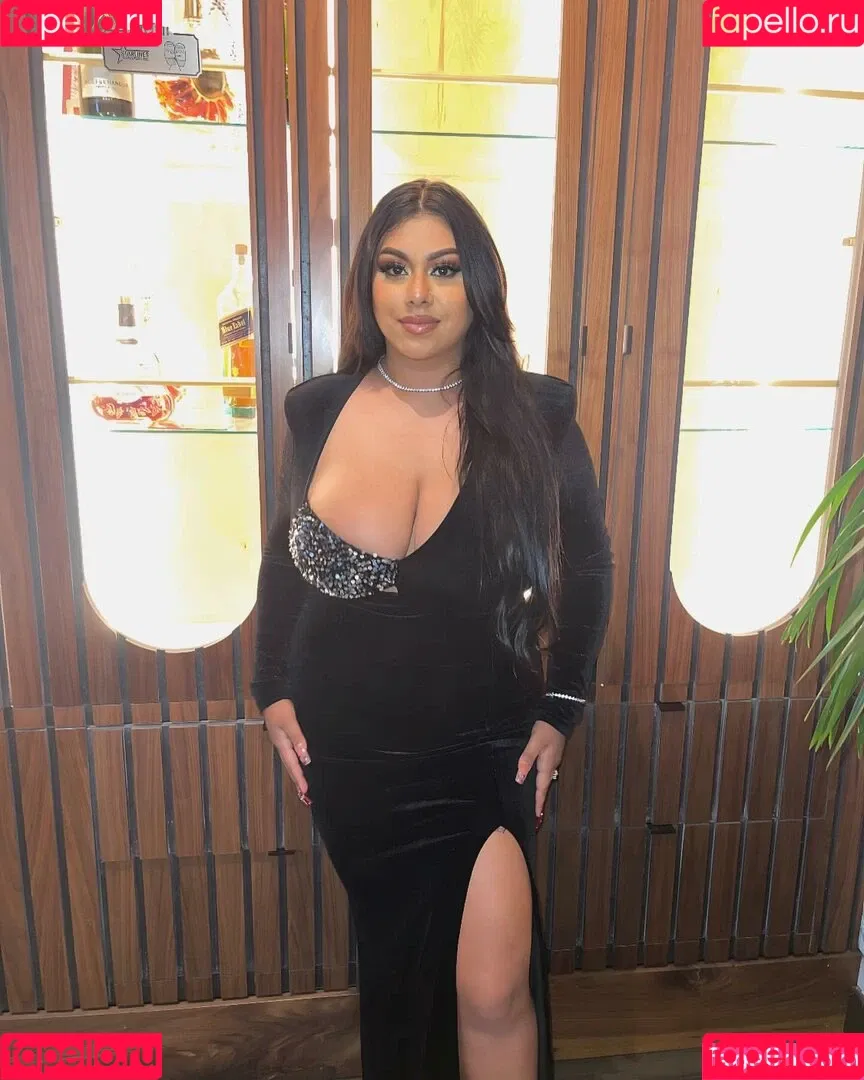 Dulce Castaneda Onlyfans Photo Gallery 