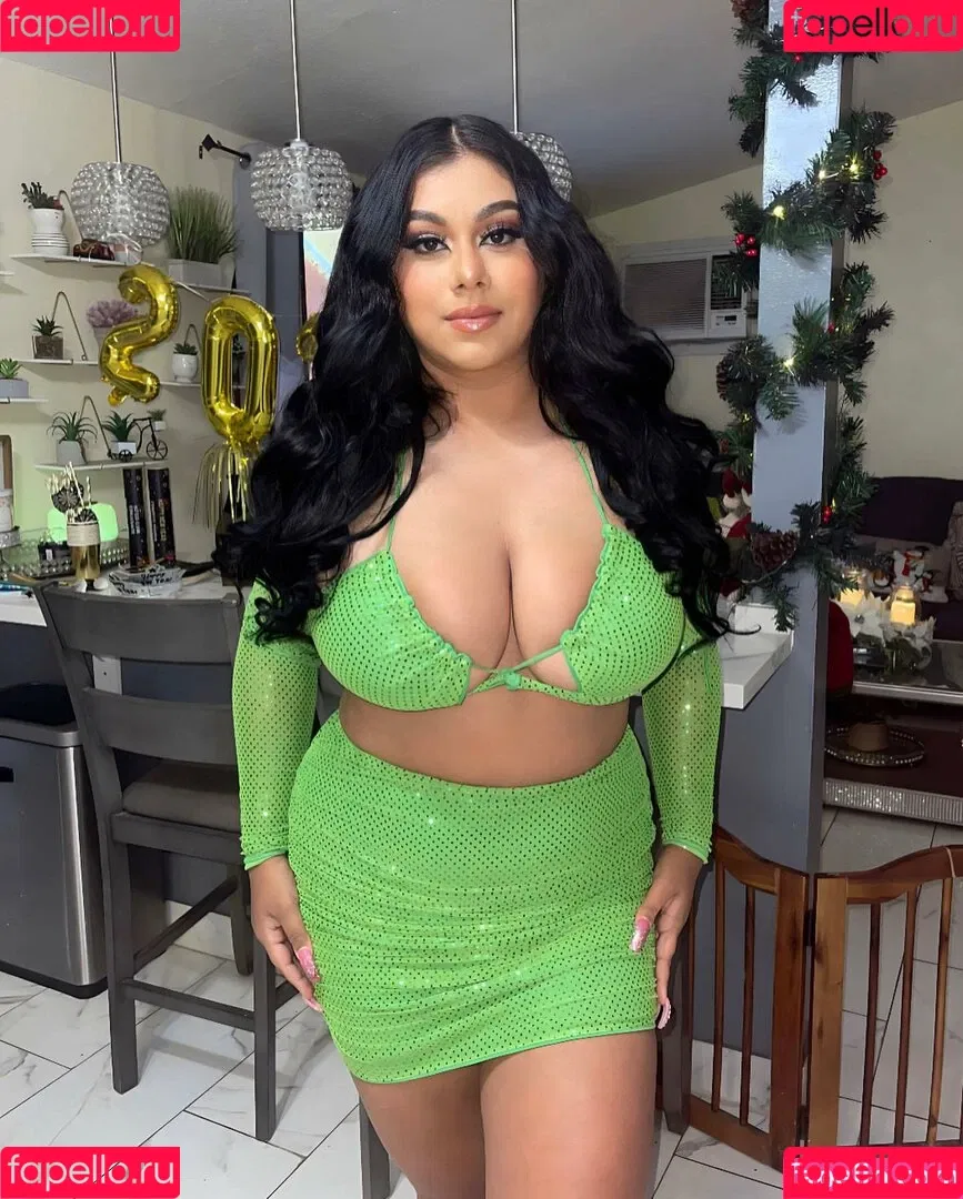 Dulce Castaneda Onlyfans Photo Gallery 
