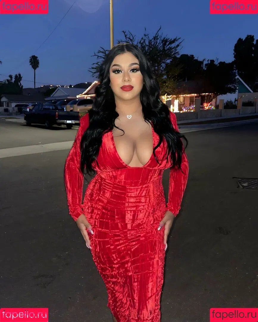 Dulce Castaneda Onlyfans Photo Gallery 