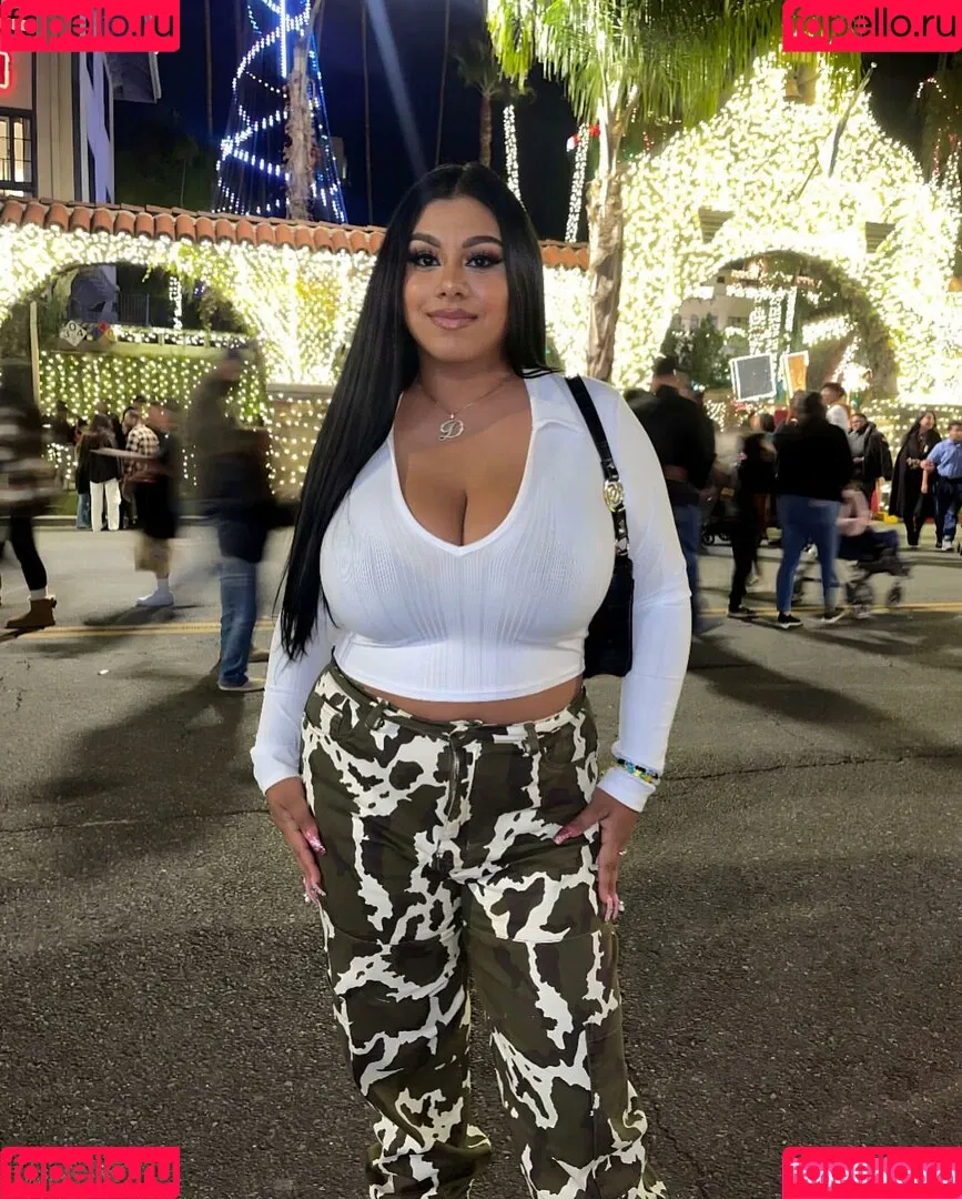 Dulce Castaneda Onlyfans Photo Gallery 