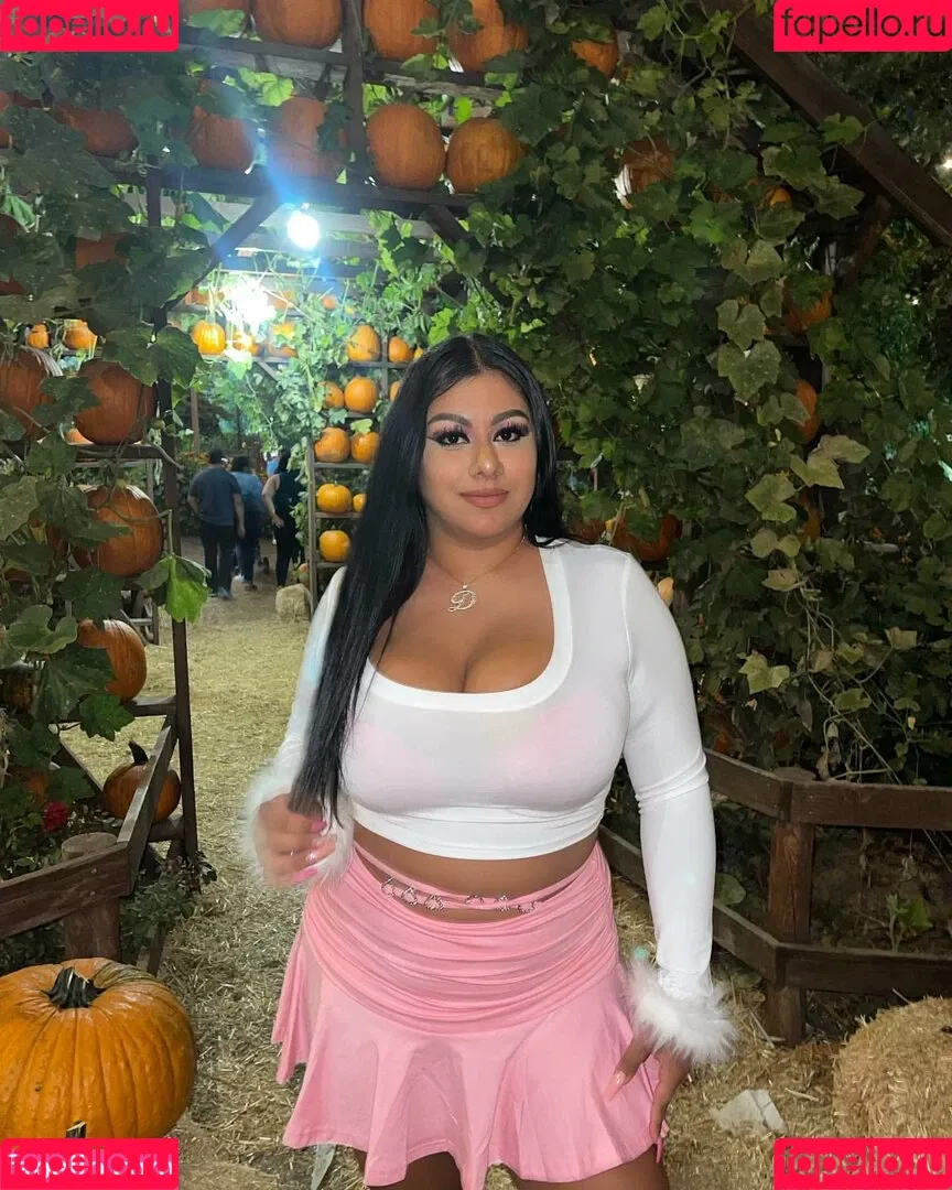 Dulce Castaneda Onlyfans Photo Gallery 