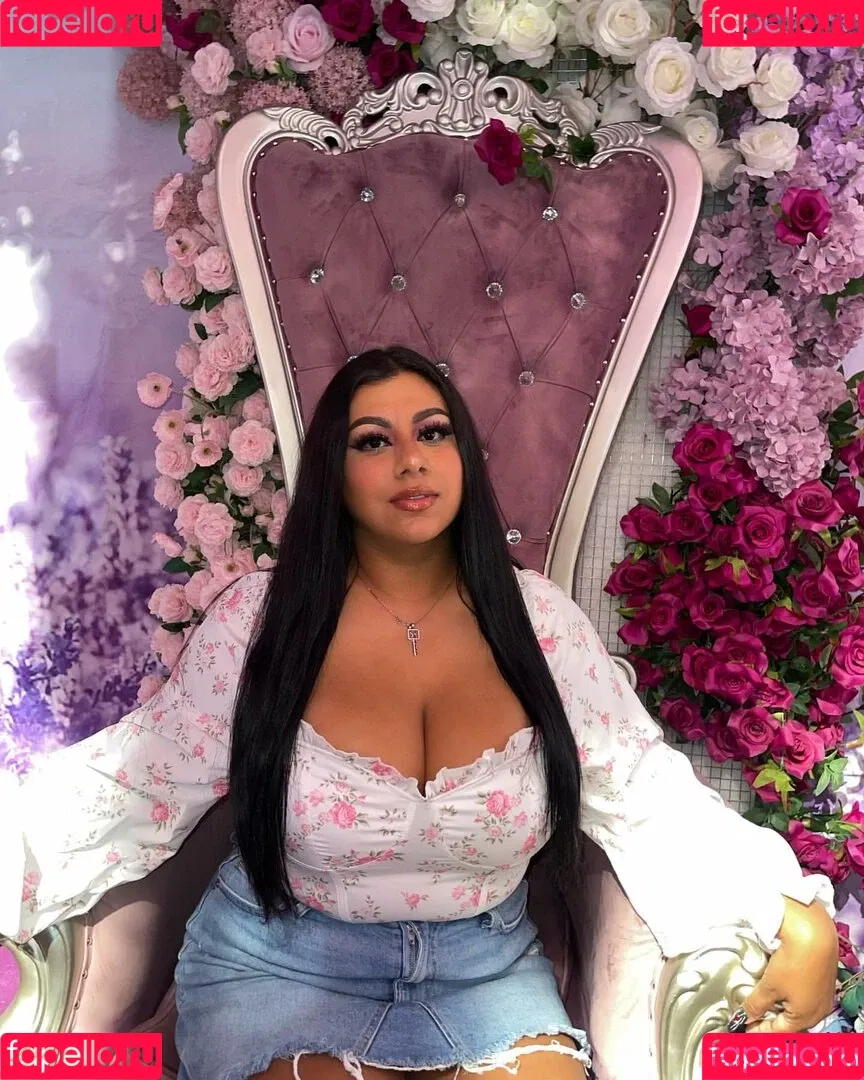 Dulce Castaneda Onlyfans Photo Gallery 