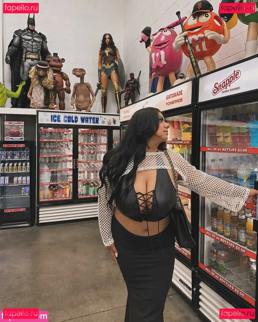 Dulce Castaneda Onlyfans Photo Gallery 