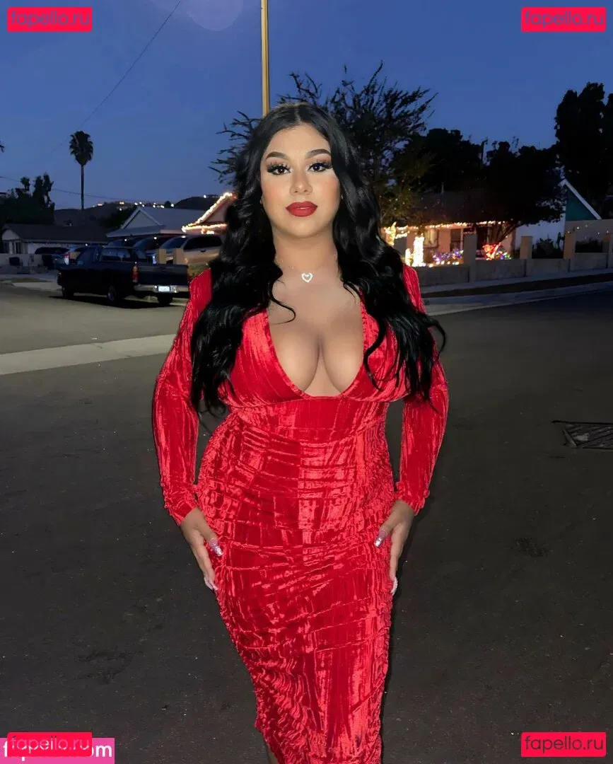 Dulce Castaneda Onlyfans Photo Gallery 