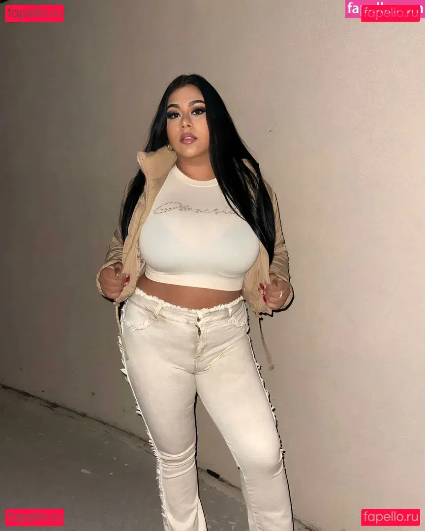 Dulce Castaneda Onlyfans Photo Gallery 