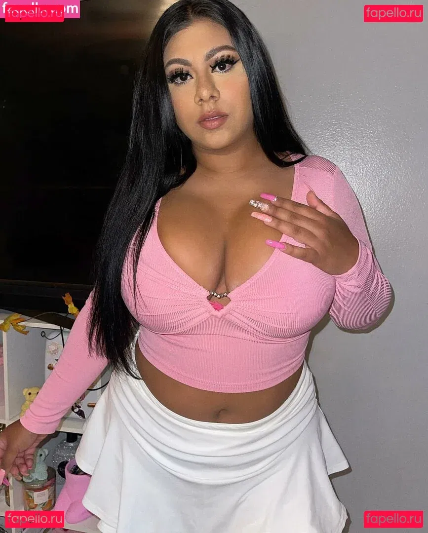 Dulce Castaneda Onlyfans Photo Gallery 