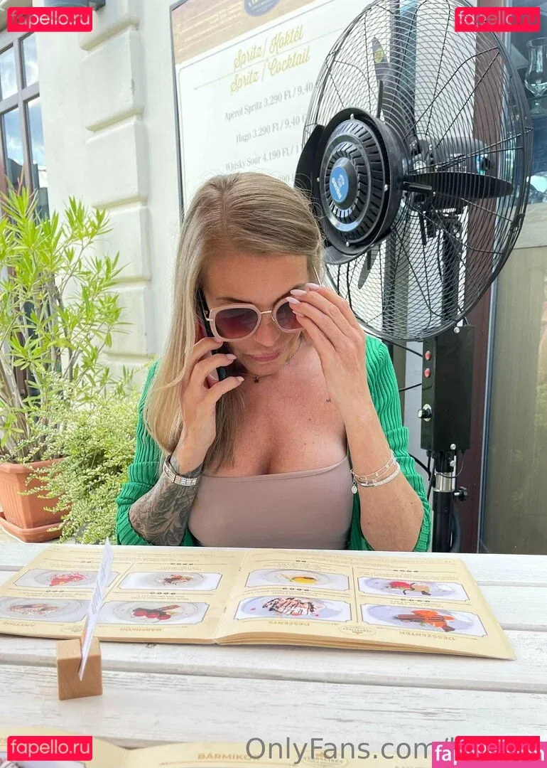 kata31 Onlyfans Photo Gallery 