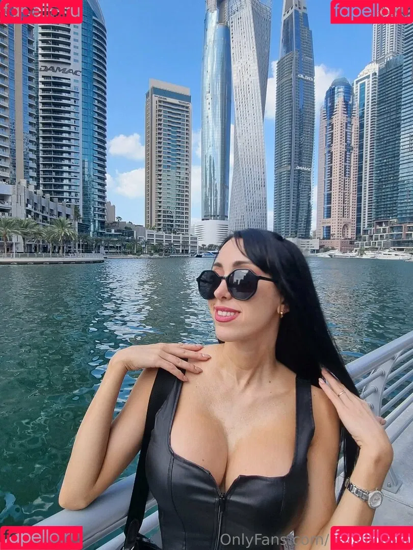 karencalab Onlyfans Photo Gallery 