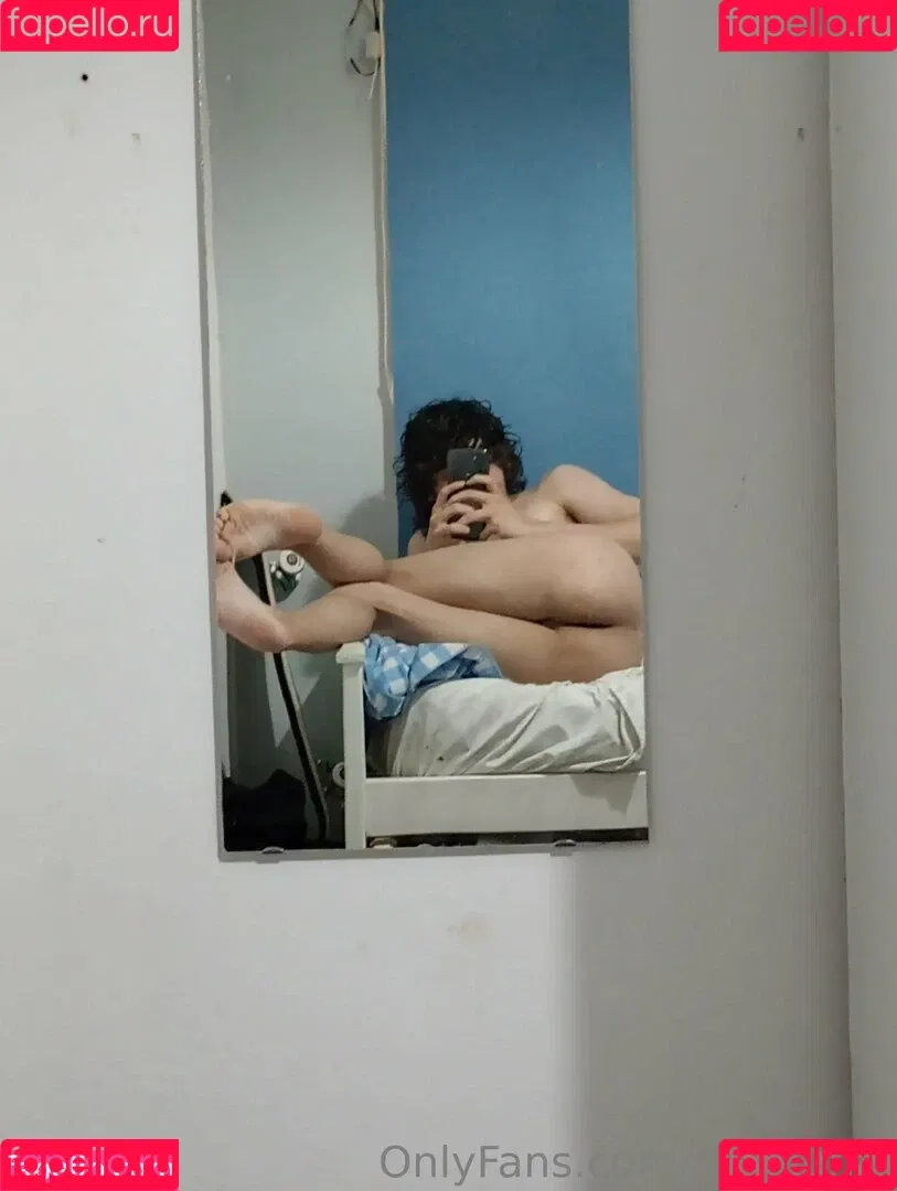 gayasslawren Onlyfans Photo Gallery 