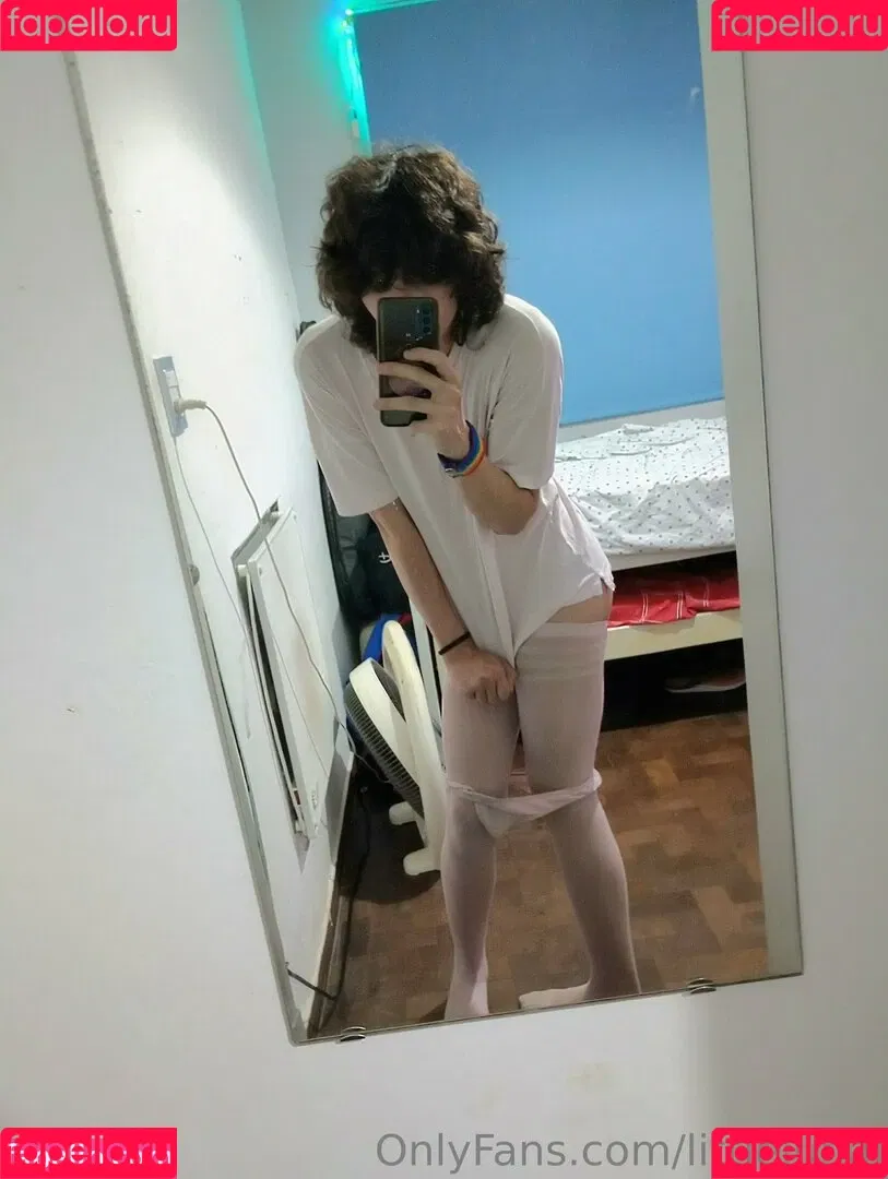 gayasslawren Onlyfans Photo Gallery 