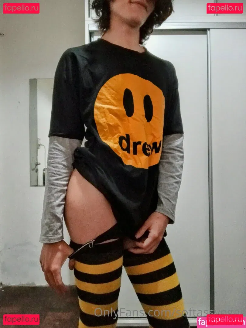 gayasslawren Onlyfans Photo Gallery 