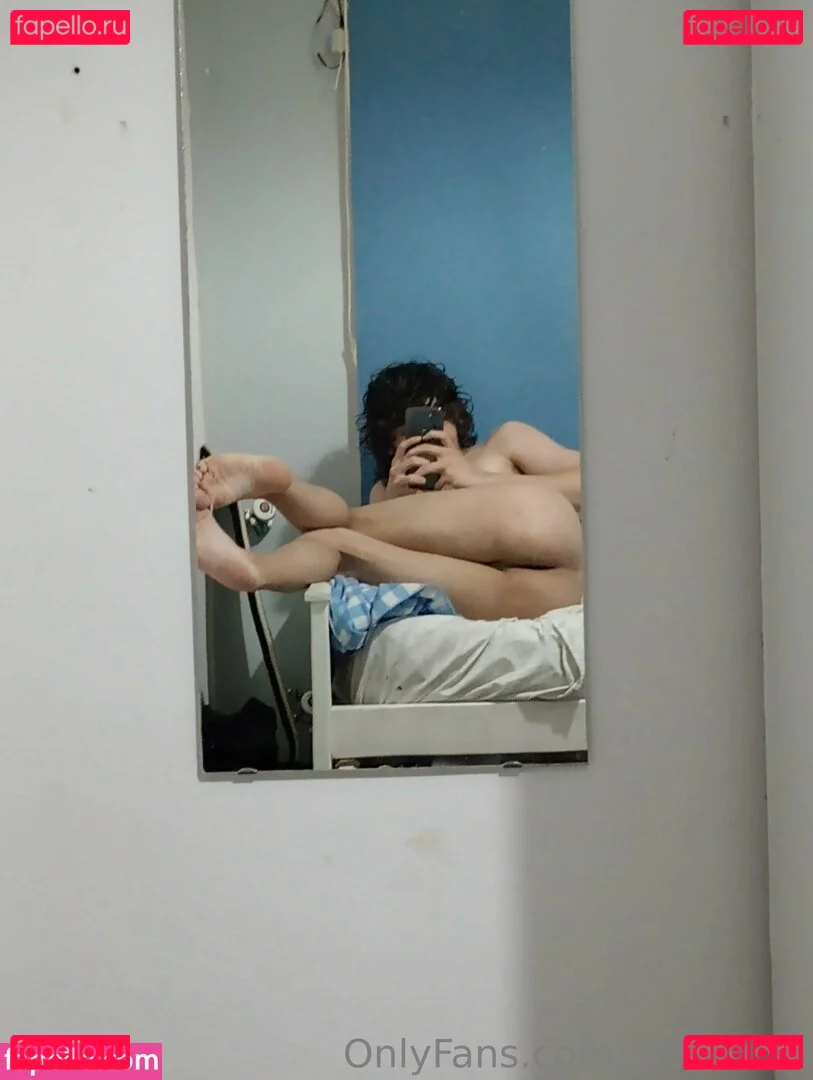 gayasslawren Onlyfans Photo Gallery 