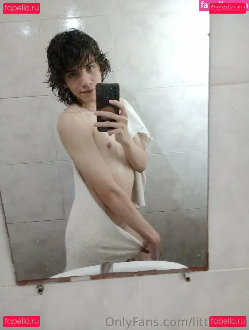 gayasslawren Onlyfans Photo Gallery 