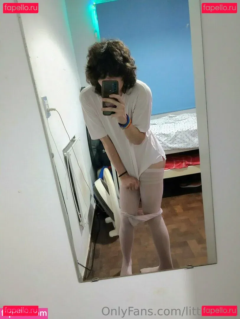 gayasslawren Onlyfans Photo Gallery 