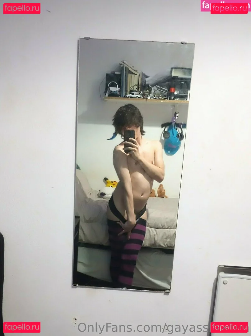 gayasslawren Onlyfans Photo Gallery 