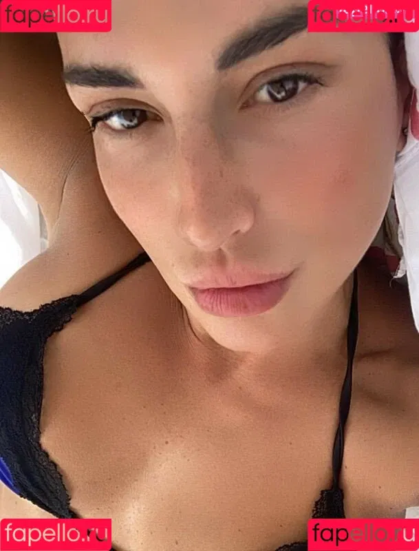 Claudia Letizia Onlyfans Photo Gallery 