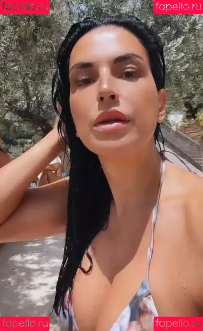 Claudia Letizia Onlyfans Photo Gallery 