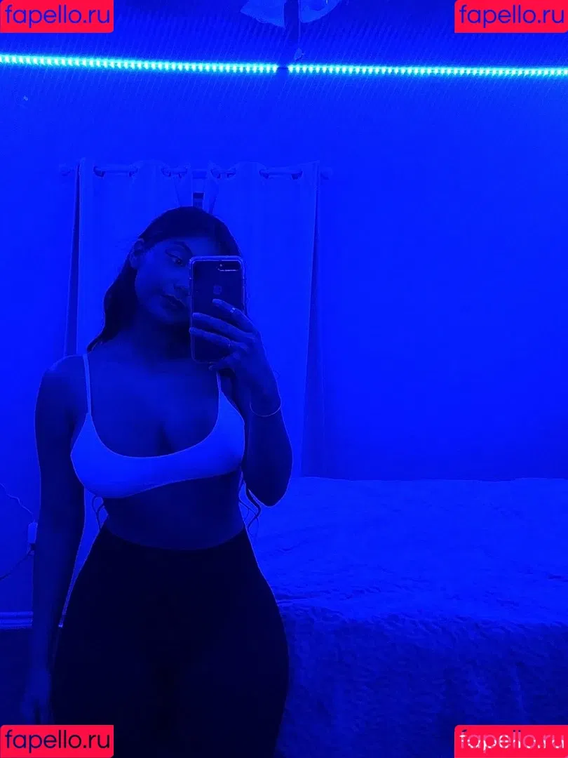 Chloe Medina Onlyfans Photo Gallery 