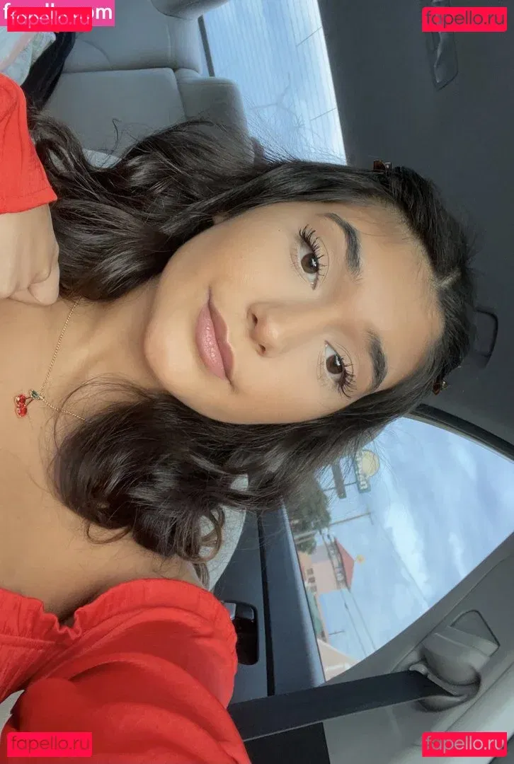 Chloe Medina Onlyfans Photo Gallery 