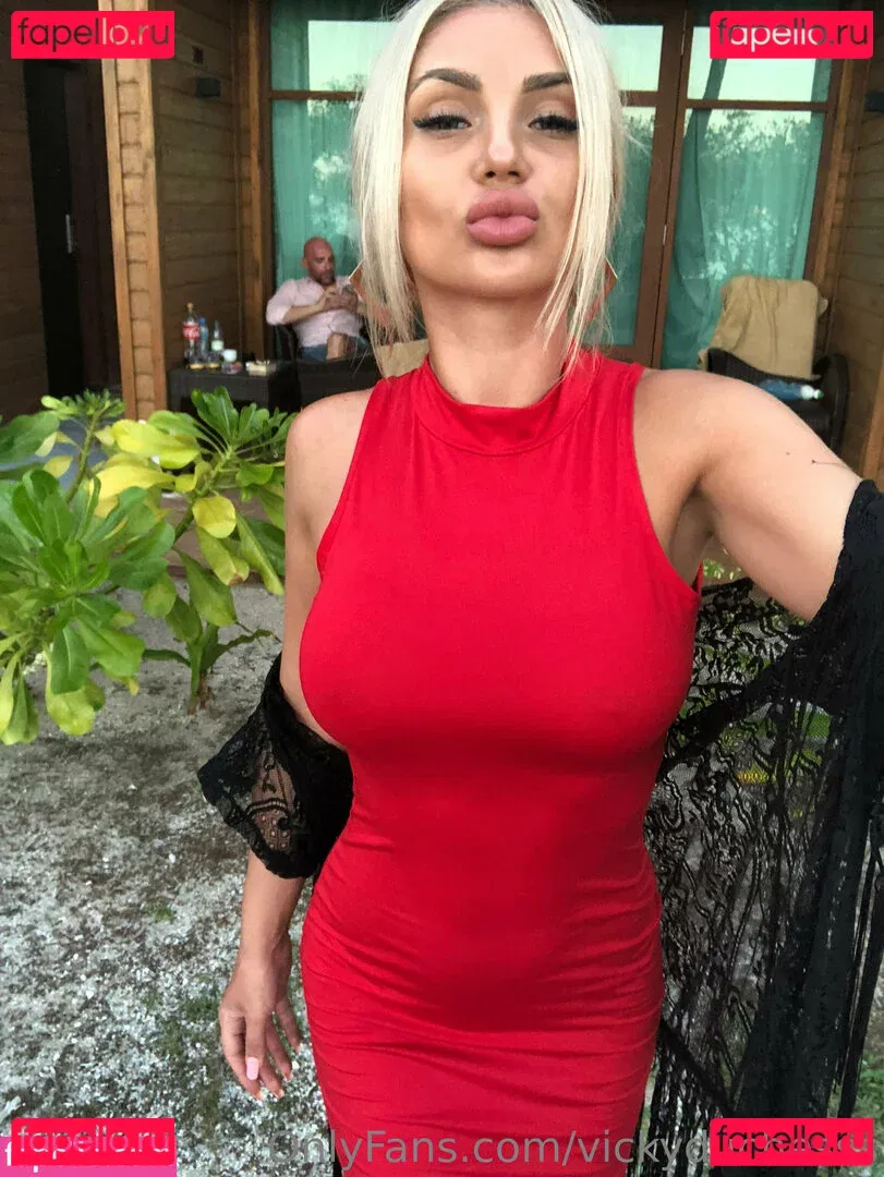 vickyduchesss Onlyfans Photo Gallery 