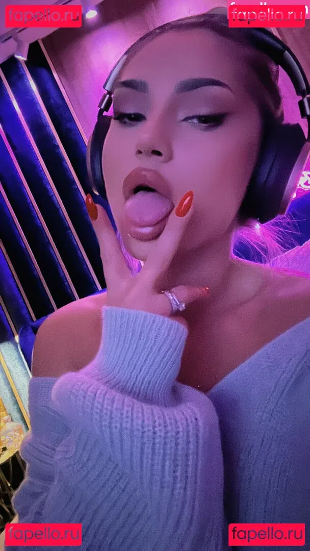 vickyduchesss Onlyfans Photo Gallery 