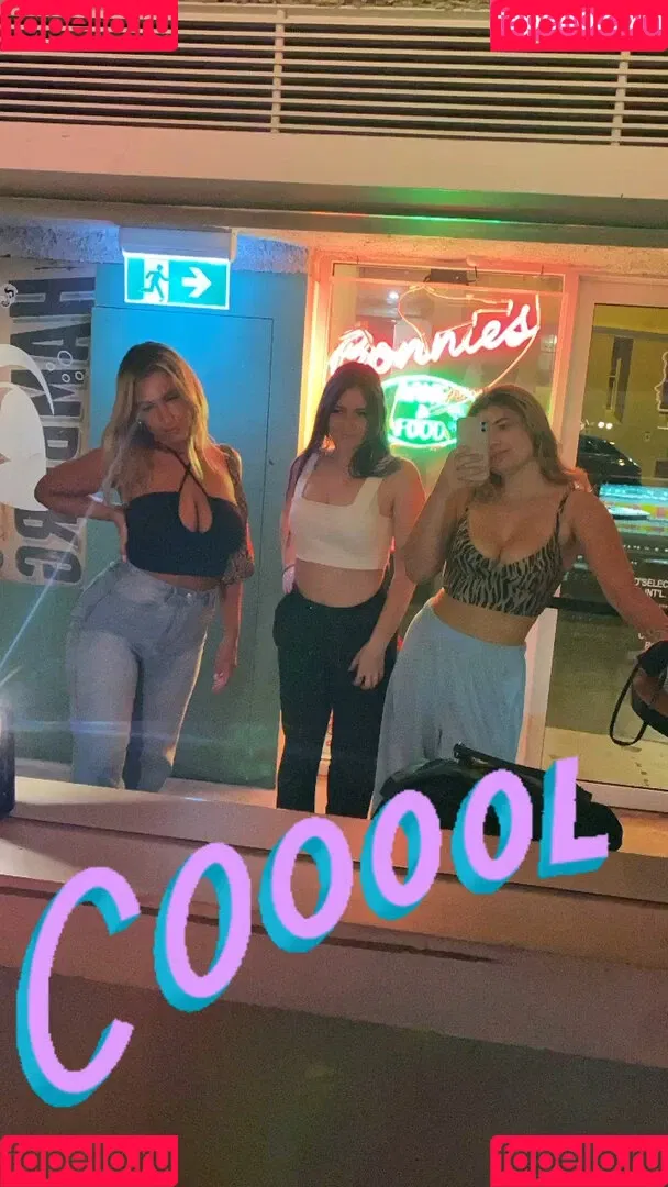 Ariel D Onlyfans Photo Gallery 
