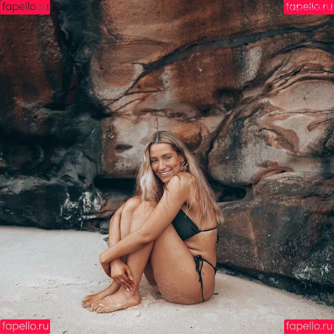 Ariel D Onlyfans Photo Gallery 