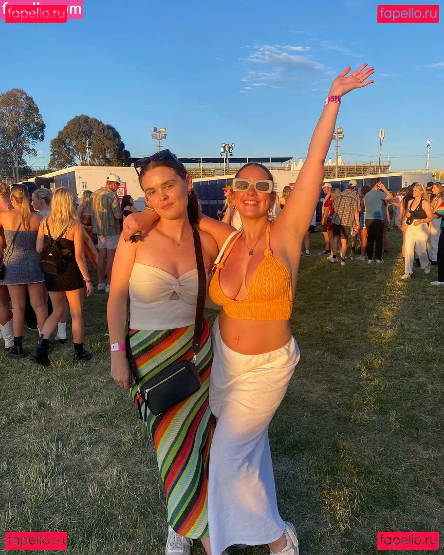 Ariel D Onlyfans Photo Gallery 