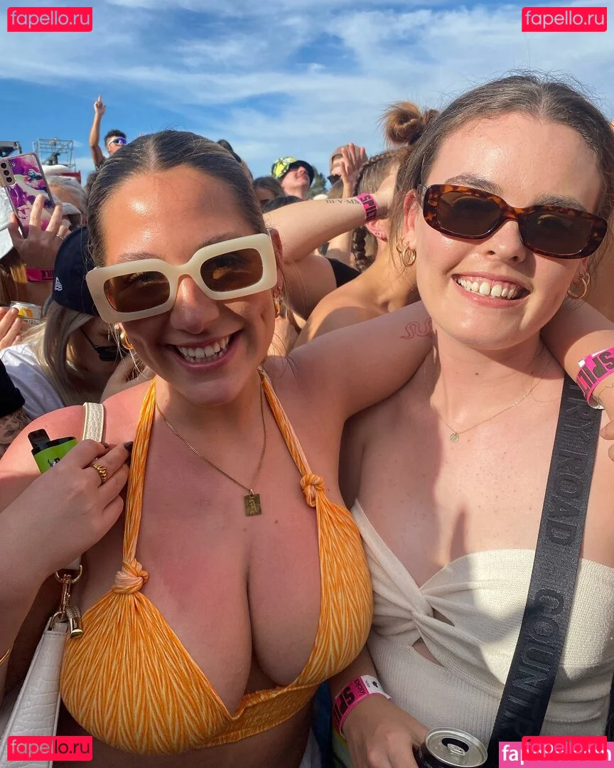 Ariel D Onlyfans Photo Gallery 