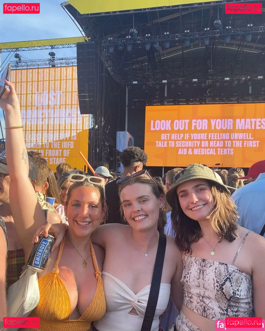 Ariel D Onlyfans Photo Gallery 