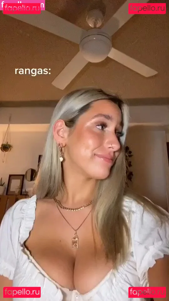 Ariel D Onlyfans Photo Gallery 