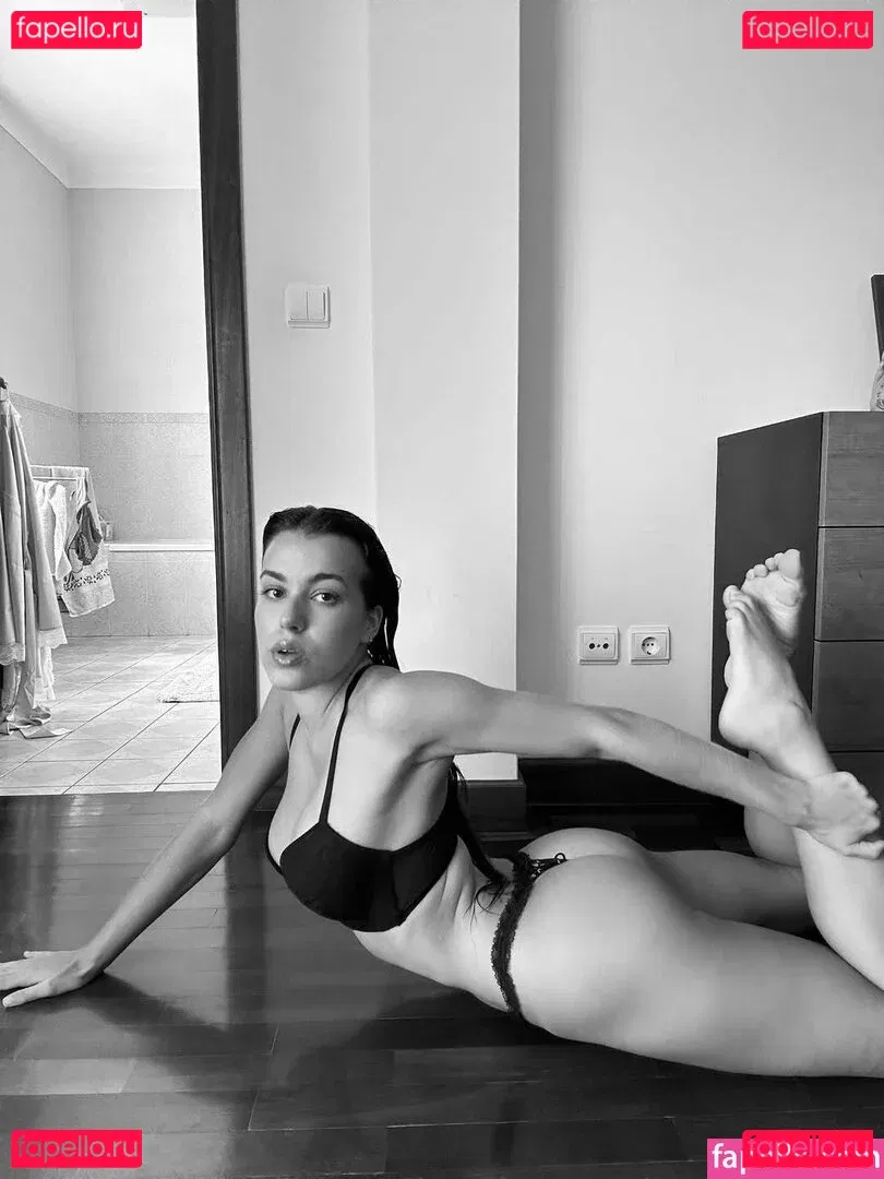 Catia Viviana Onlyfans Photo Gallery 