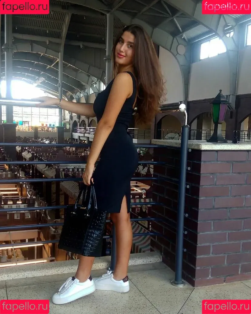 Valeriia Simavonian Onlyfans Photo Gallery 